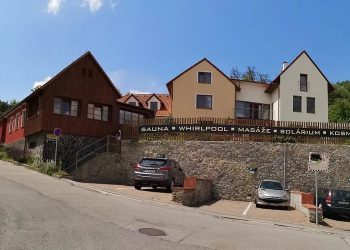 Gæstehus Delanta & Wellness 3*